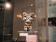 220px-Kismet_robot_at_MIT_Museum